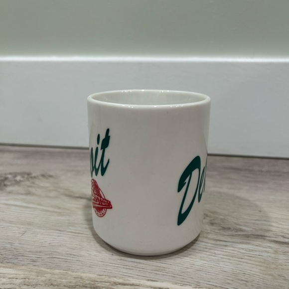 NBA Licensed Detroit Pistons Basketball Ceramic Coffee Mug 10oz Retro Design - Picture 7 of 7